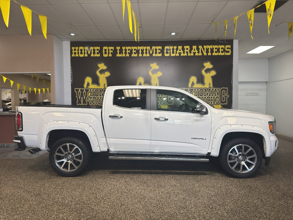 Summit White 2020 GMC Canyon Pickup Truck Four-Wheel Drive 8-Speed Automatic