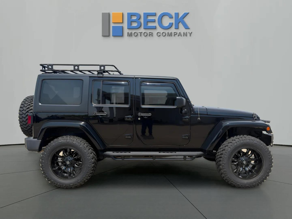 2016 Jeep Wrangler Unlimited Sahara 4WD