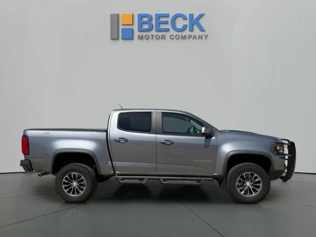 View vehicle photo 2