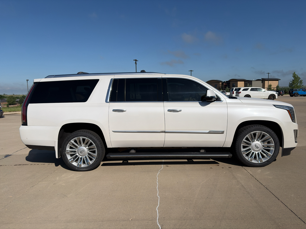 Crystal White Tricoat 2018 Cadillac Escalade ESV Platinum 4WD SUV / Crossover Four-Wheel Drive Automatic