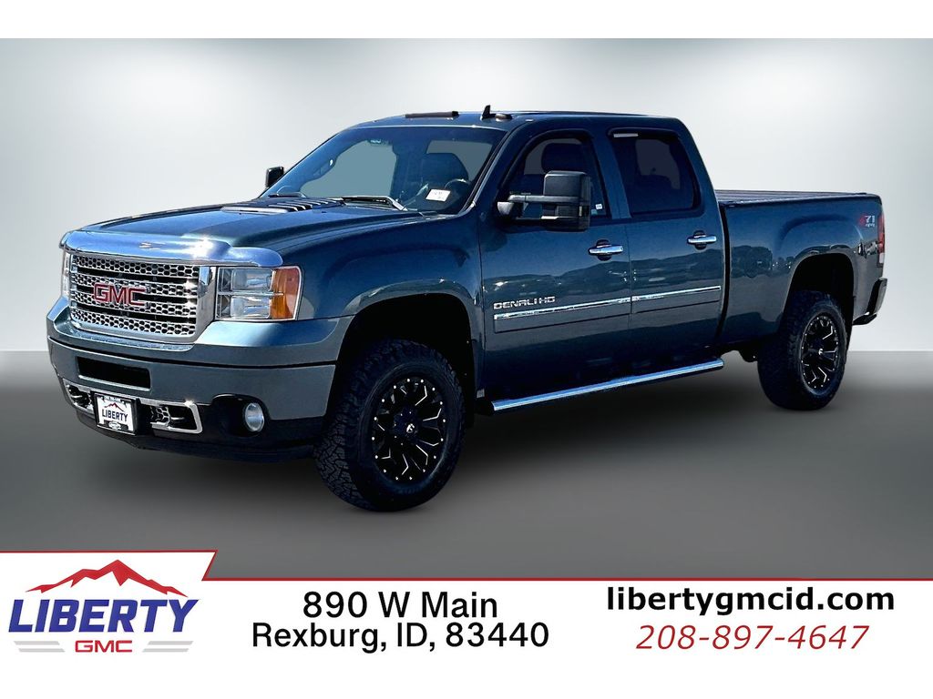 2011 GMC Sierra 2500HD Denali Crew Cab 4WD
