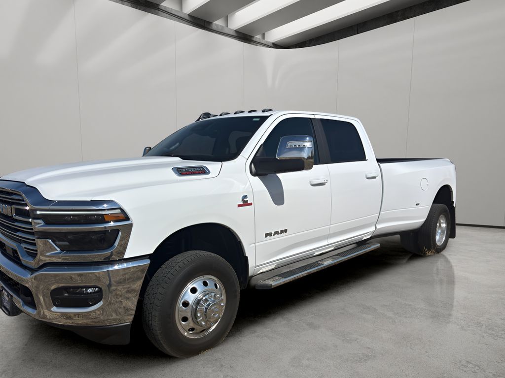 2025 RAM 3500 Laramie Crew Cab LB DRW 4WD