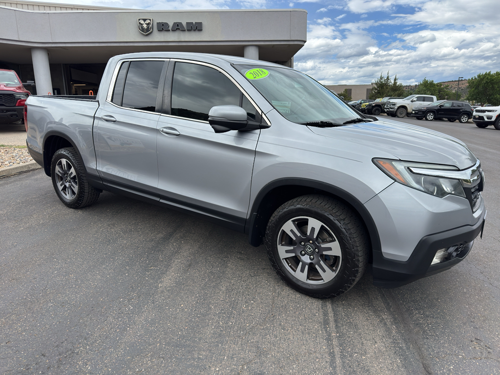 Silver 2018 Honda Ridgeline Pickup Truck All-Wheel Drive 6-Speed Automatic