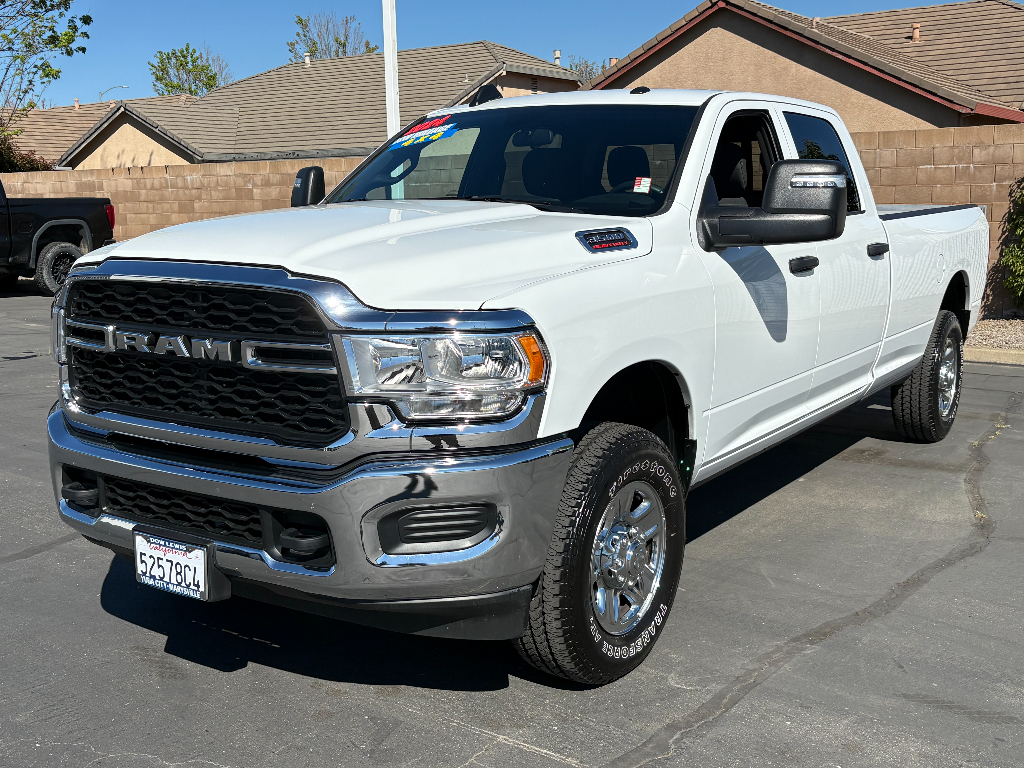 2024 RAM 3500 Tradesman Crew Cab LB 4WD