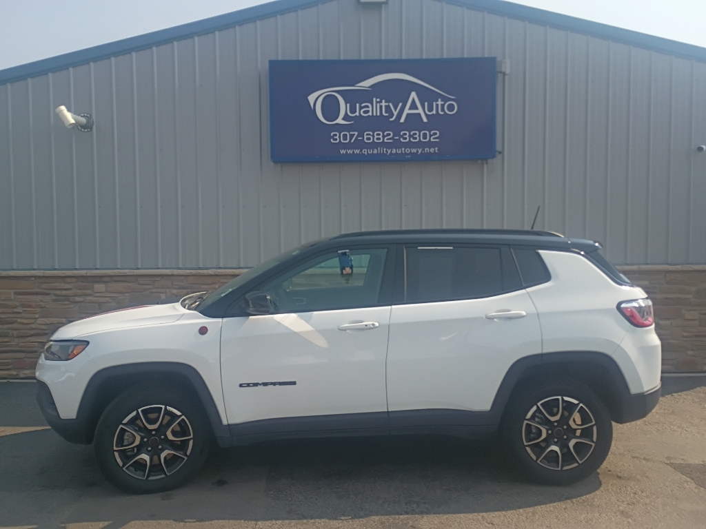  2025 Jeep Compass Trailhawk 4WD   