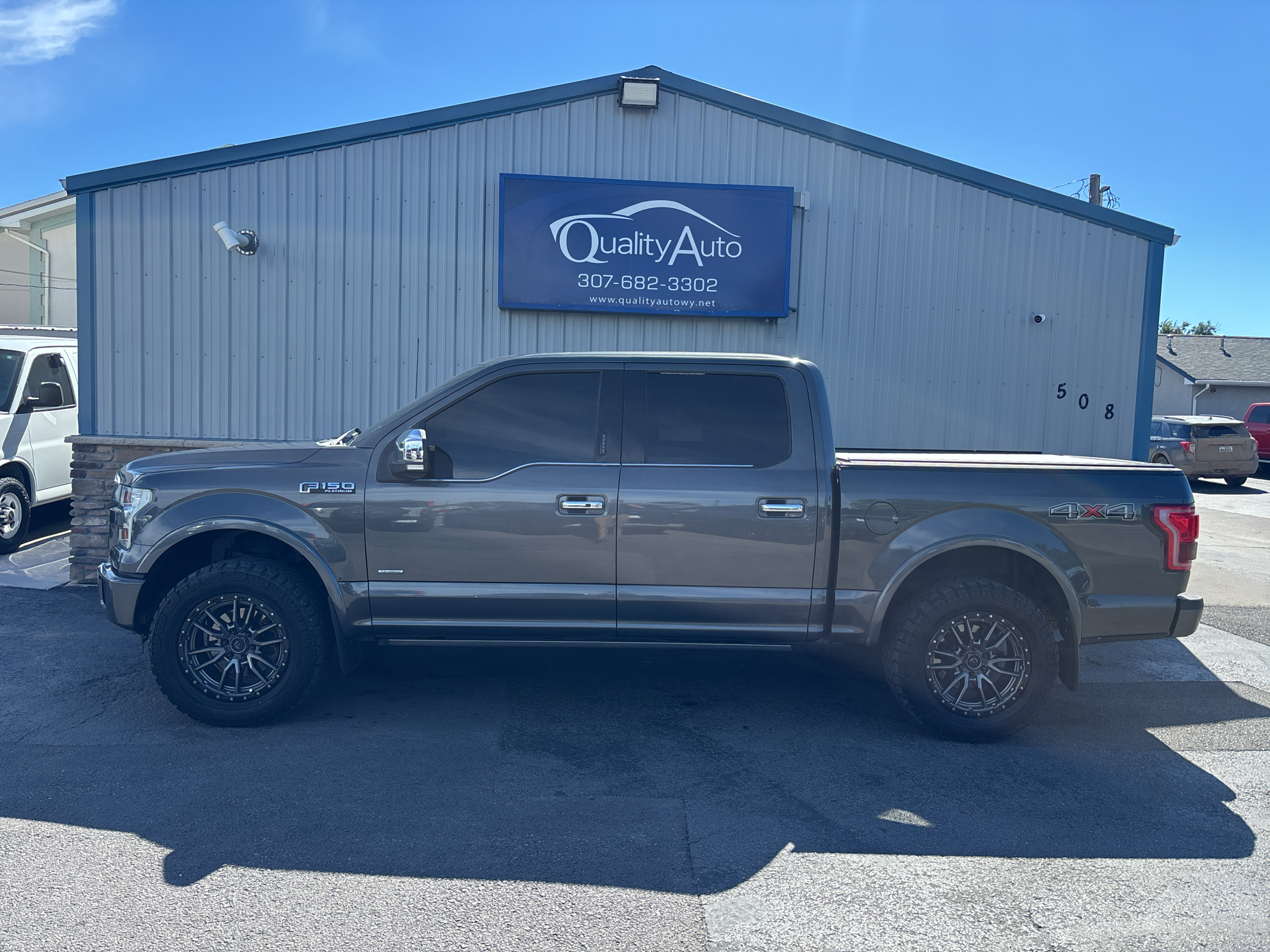 2015 Ford F-150 Platinum SuperCrew 4WD