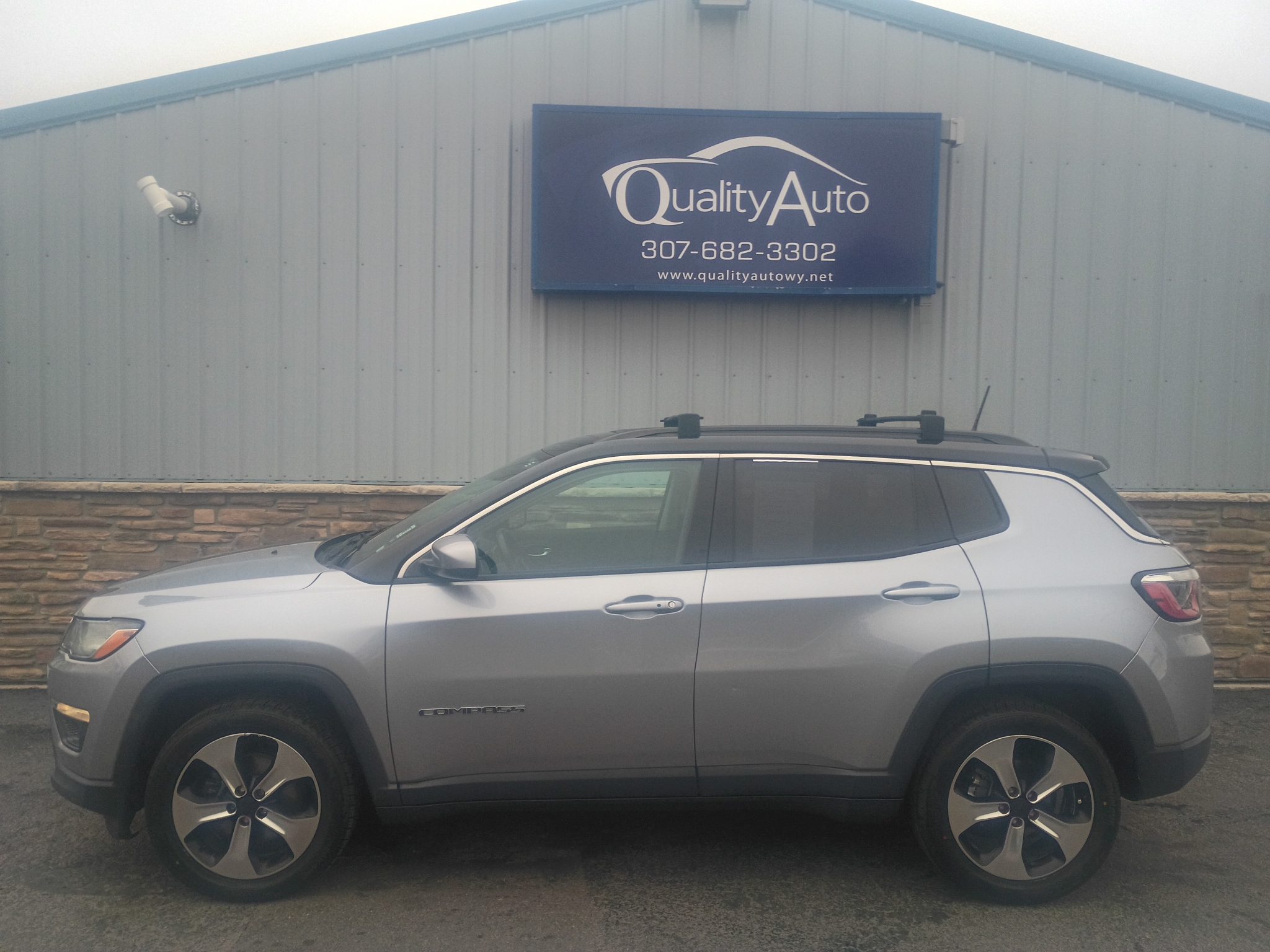  2018 Jeep Compass Latitude FWD   