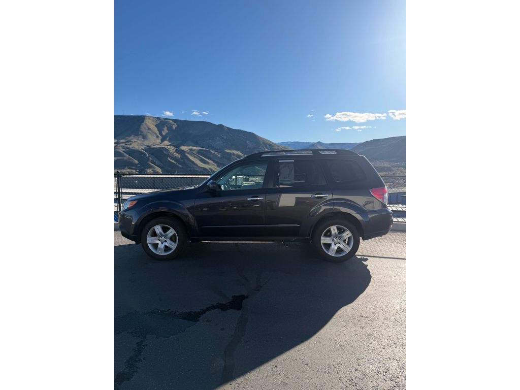 Dark Gray Metallic 2010 Subaru Forester 2.5 X Premium SUV / Crossover All-Wheel Drive 4-Speed Automatic