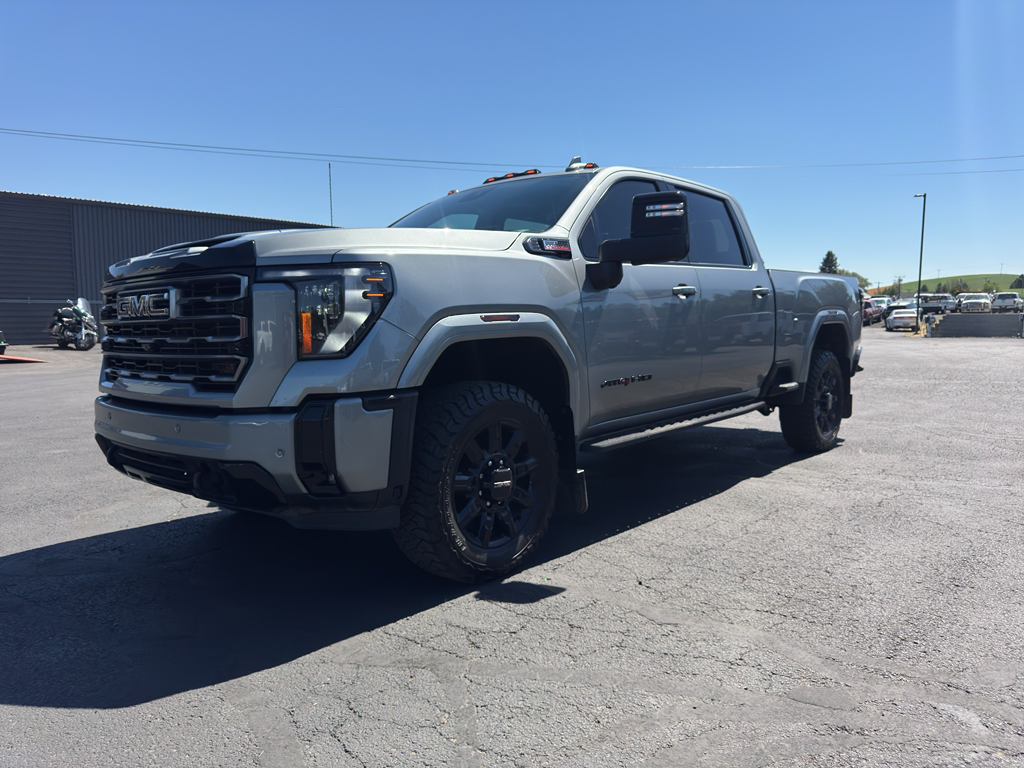 2025 GMC Sierra 3500HD AT4 Crew Cab 4WD