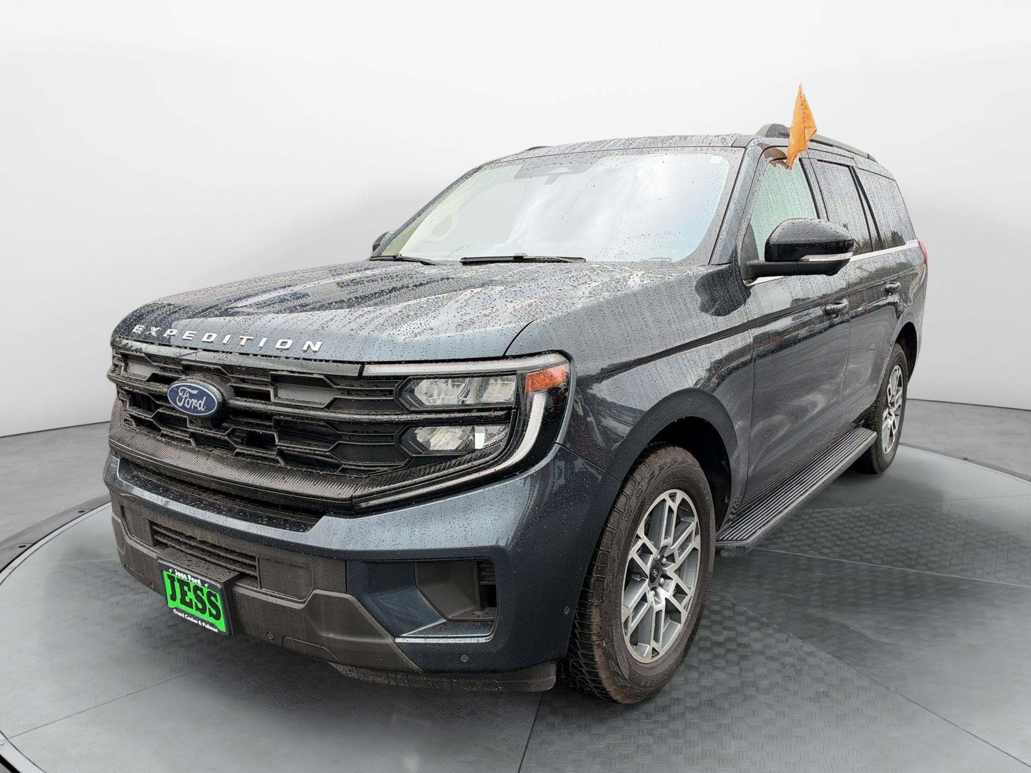 2025 Ford Expedition Active 4WD