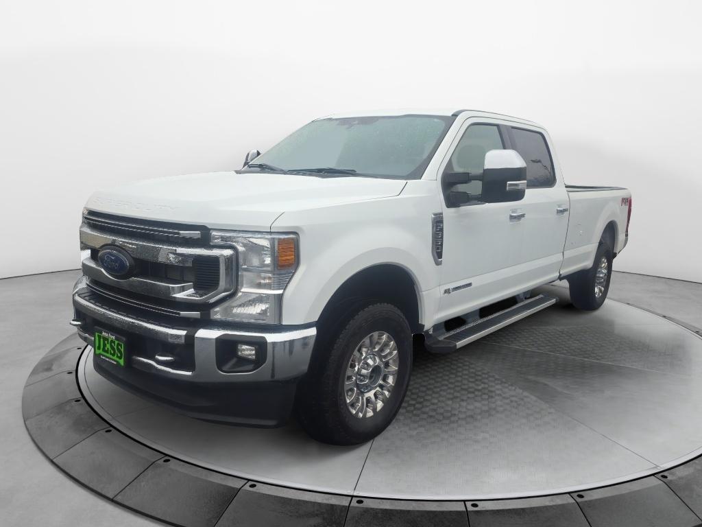 Oxford White 2022 Ford F-350 Super Duty XLT Crew Cab 4WD Pickup Truck Four-Wheel Drive Automatic
