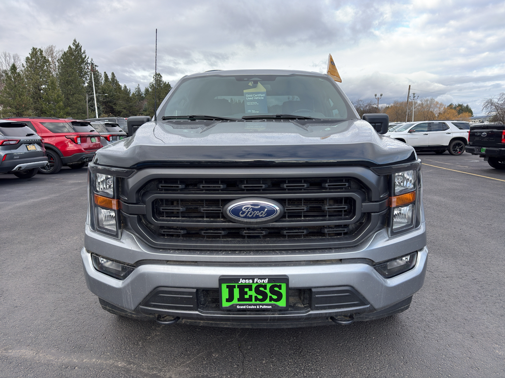 View vehicle photo 3