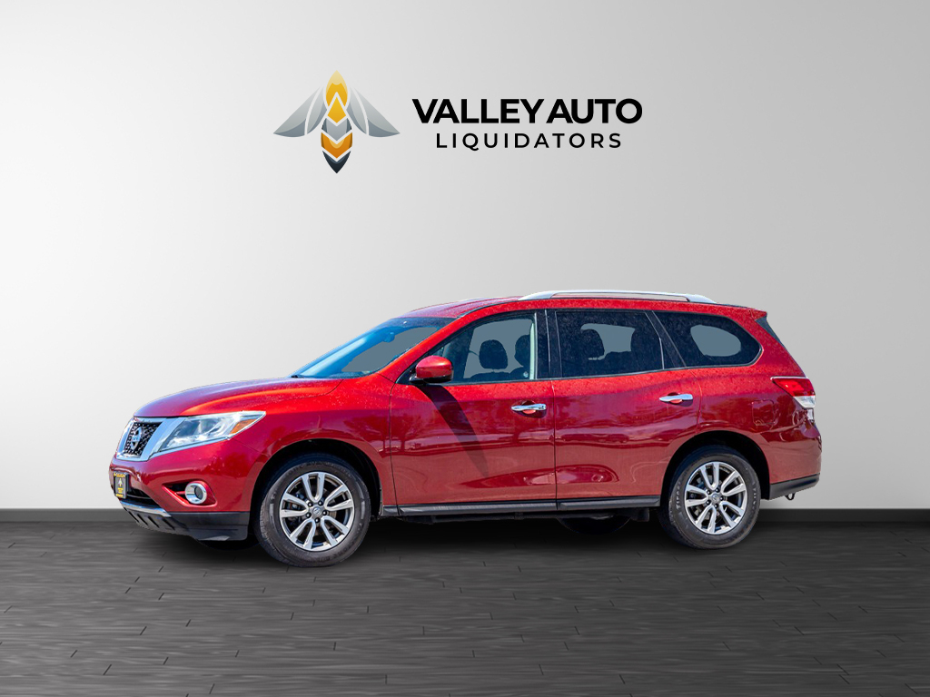 Red 2015 Nissan Pathfinder SUV / Crossover Automatic