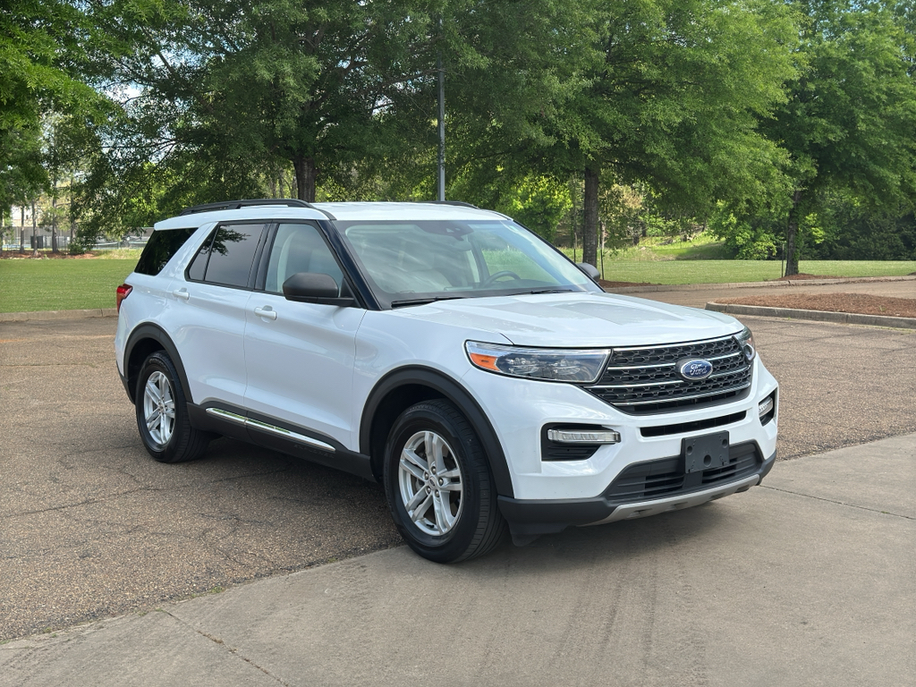2023 Ford Explorer XLT RWD