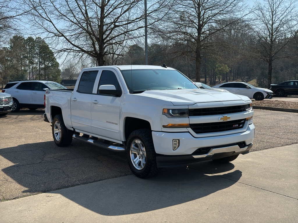 2018 Chevrolet Silverado 1500 LT Crew Cab 4WD