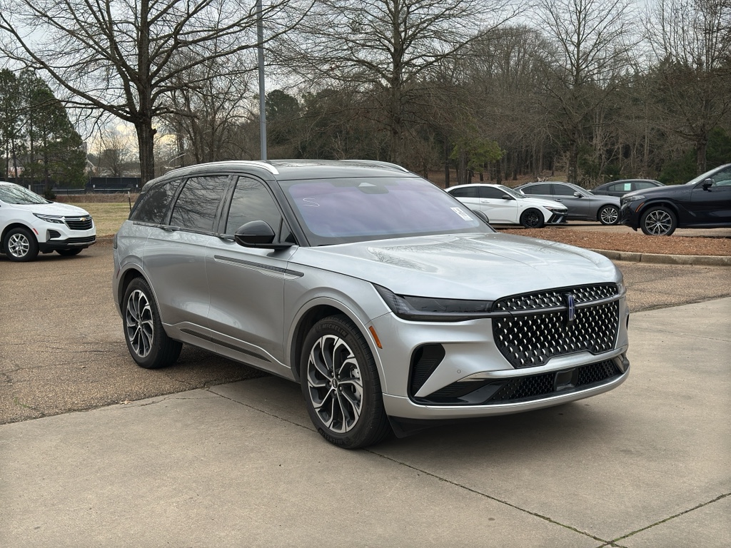 2025 Lincoln Nautilus Hybrid Reserve AWD