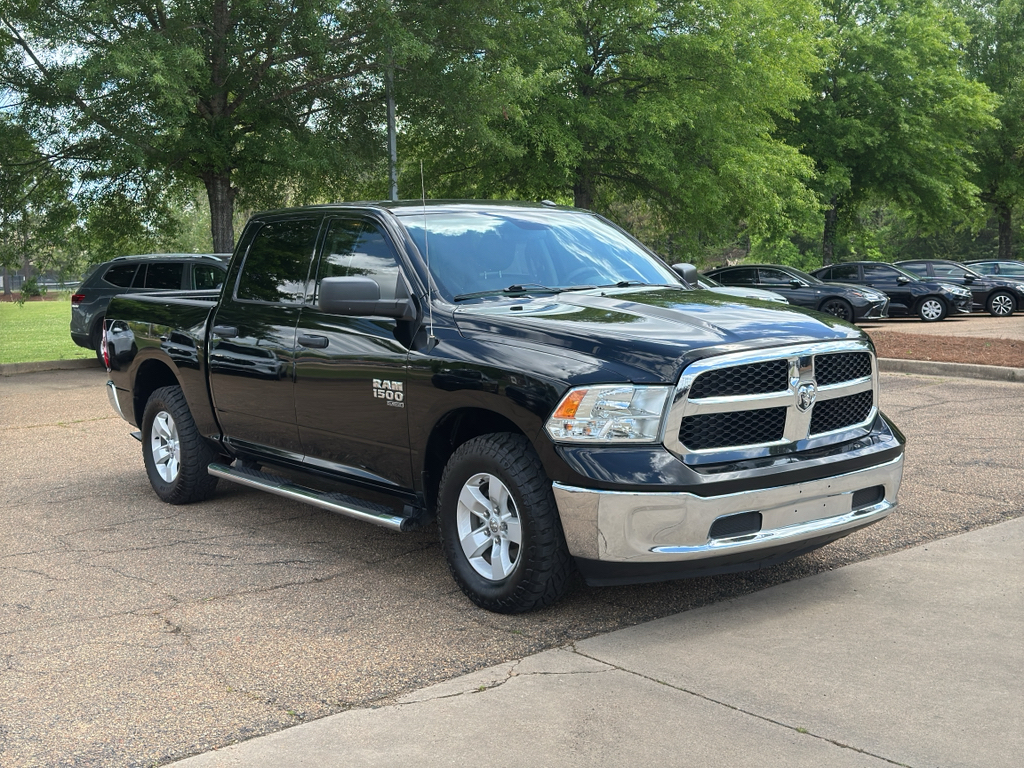 Diamond Black Crystal Pearlcoat 2019 RAM 1500 Classic Tradesman Crew Cab RWD Pickup Truck 4X2 8-Speed Automatic