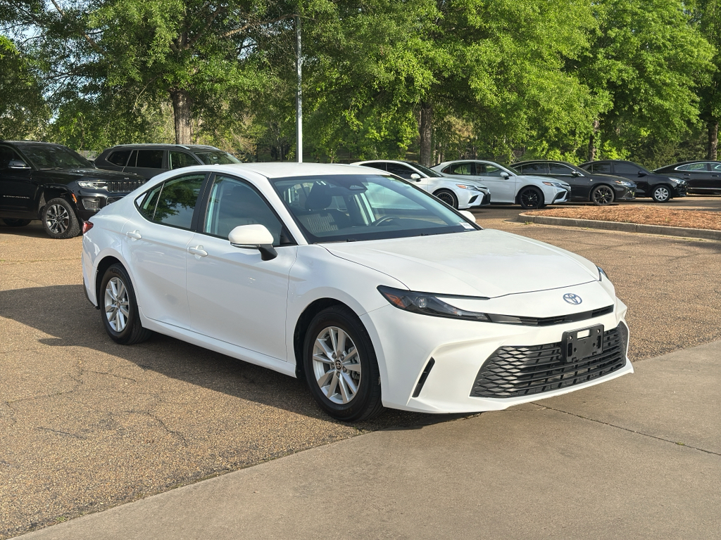 ICE CAP 2025 Toyota Camry LE FWD Sedan Front-Wheel Drive Continuously Variable Transmission