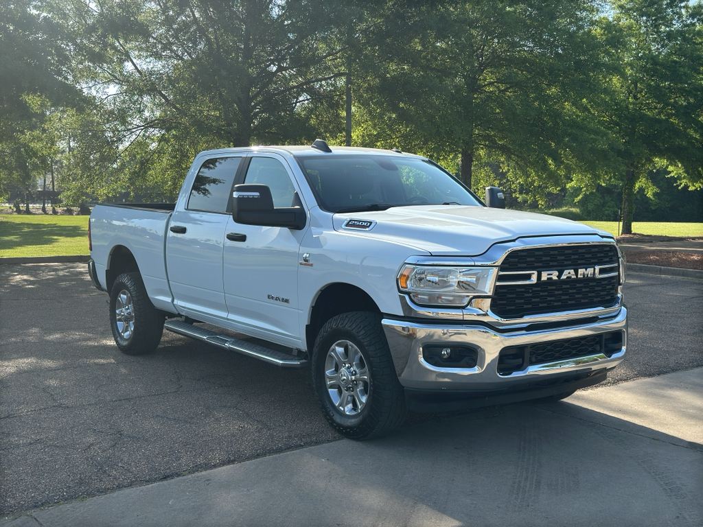 Bright White Clearcoat 2024 RAM 2500 Big Horn Crew Cab 4WD Pickup Truck Four-Wheel Drive 6-Speed Automatic