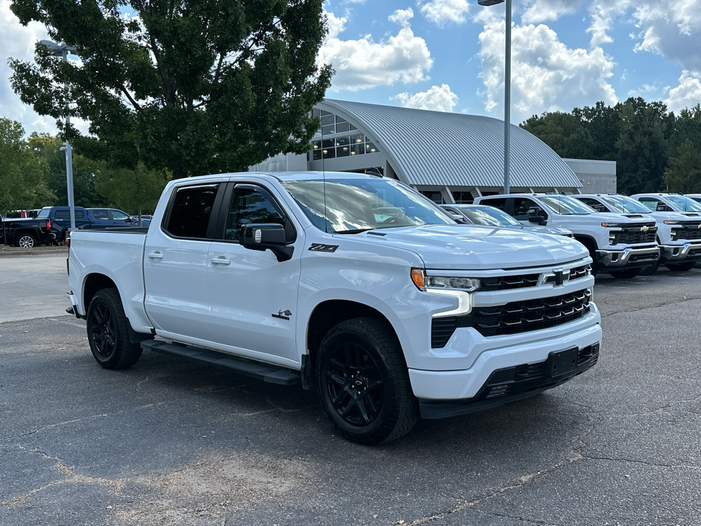 SUMMIT WHITE 2023 Chevrolet Silverado 1500 Pickup Truck Four-Wheel Drive Automatic