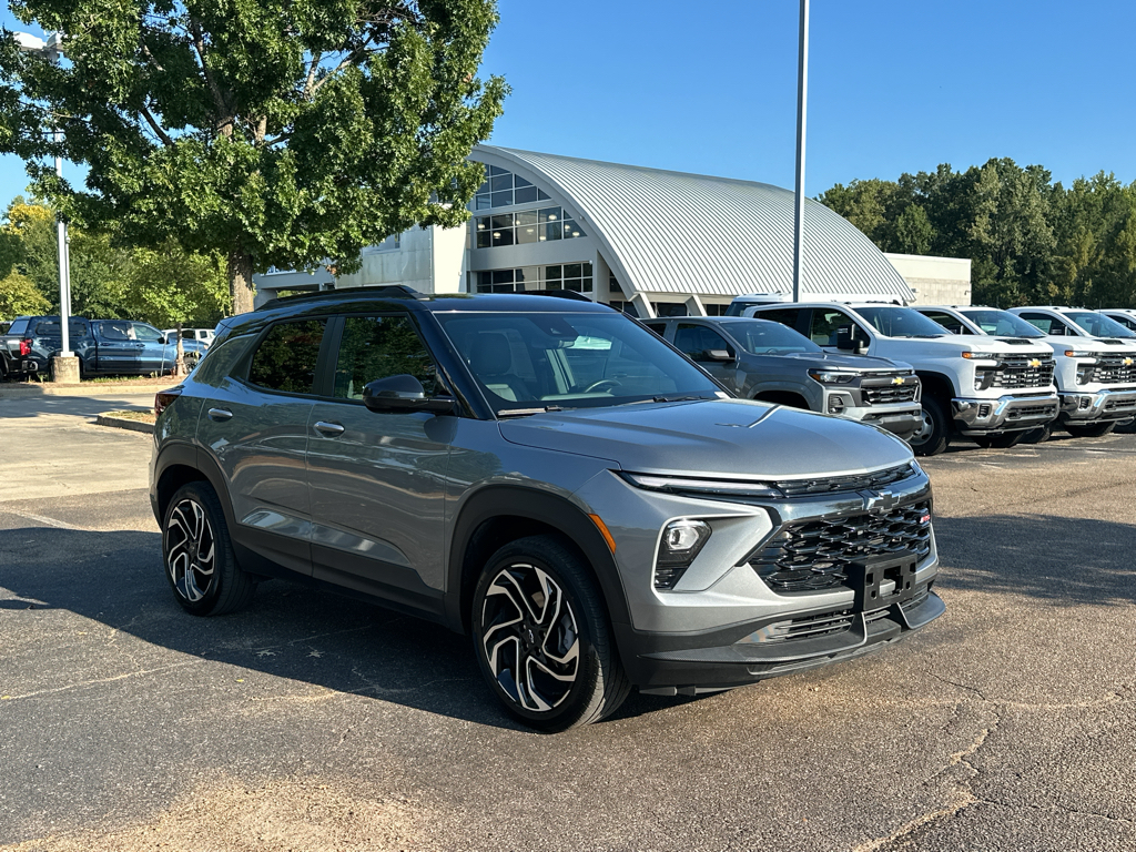Sterling Gray Metallic 2025 Chevrolet Trailblazer SUV / Crossover Four-Wheel Drive 9-Speed Automatic