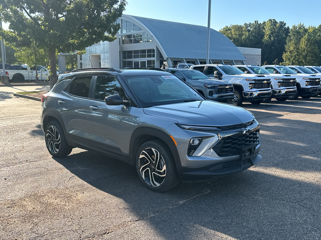 Sterling Gray Metallic 2025 Chevrolet Trailblazer SUV / Crossover Four-Wheel Drive 9-Speed Automatic