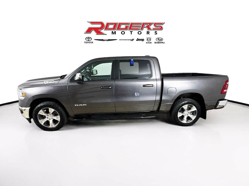 View vehicle photo 4