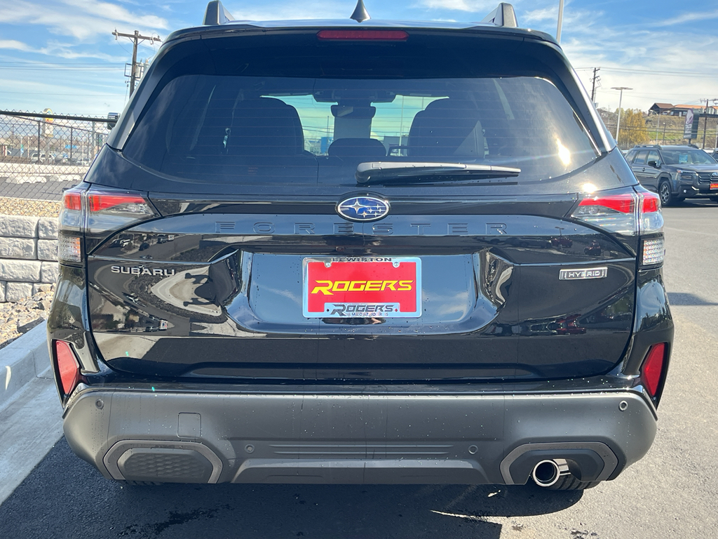 View vehicle photo 4