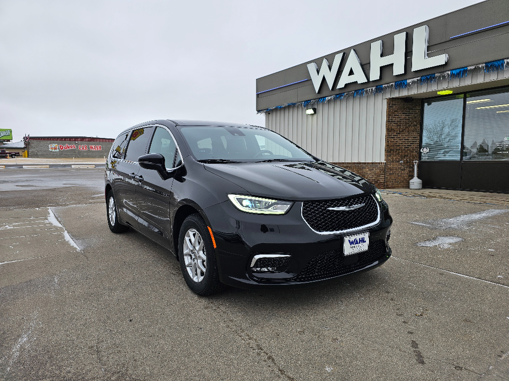 Diamond Black Crystal Pearlcoat 2025 Chrysler Pacifica Select FWD Minivan Front-Wheel Drive 9-Speed Automatic