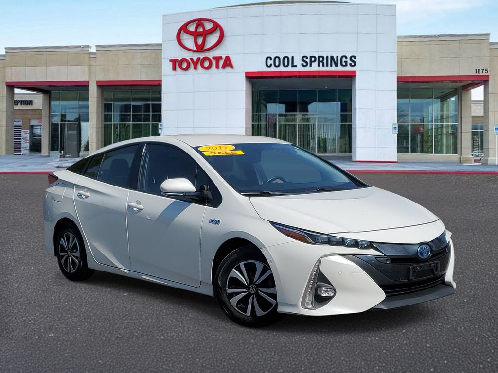 White (Blizzard Pearl) 2017 Toyota Prius Prime Hatchback Front-Wheel Drive Continuously Variable Transmission