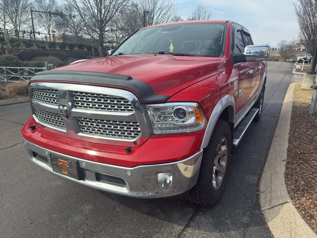 2017 RAM 1500 Laramie Crew Cab 4WD