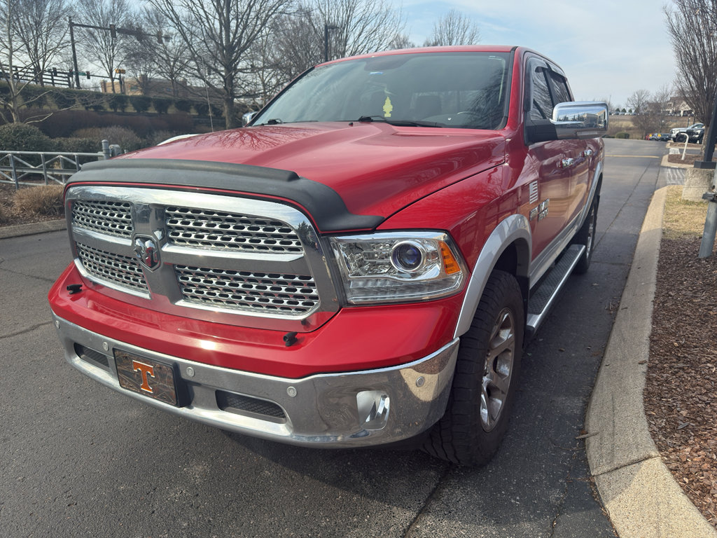 2017 RAM 1500 Laramie Crew Cab 4WD