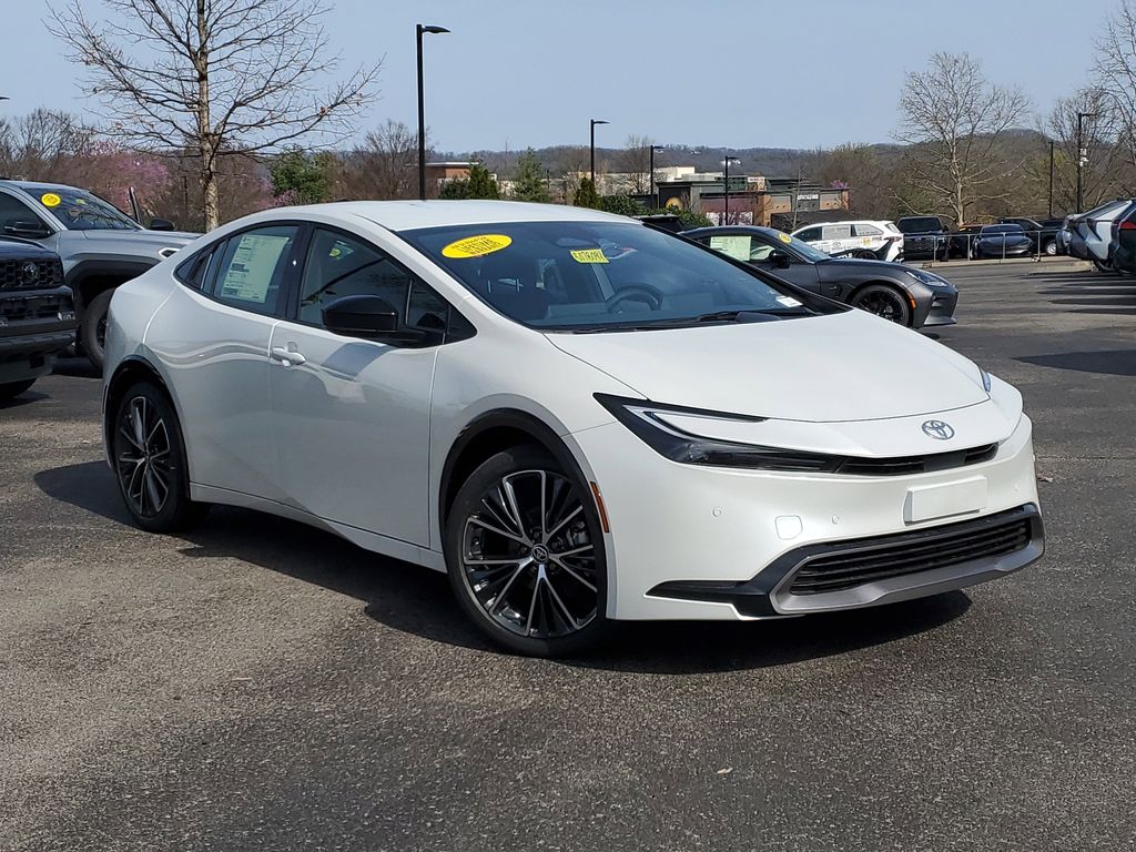 2026 Toyota Prius XLE FWD