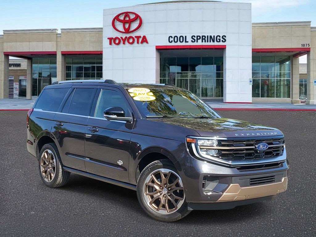 Dark Matter Gray Metallic 2025 Ford Expedition SUV / Crossover Four-Wheel Drive Automatic