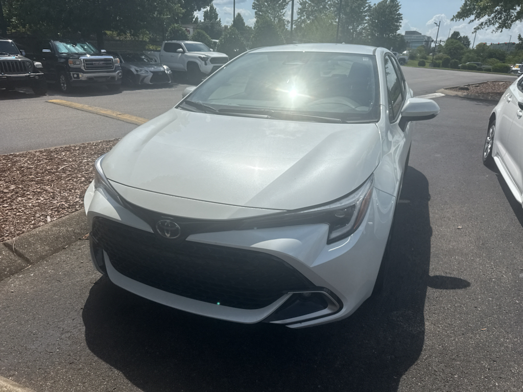 White (Wind Chill Pearl) 2024 Toyota Corolla Hatchback Hatchback Front-Wheel Drive Continuously Variable Transmission