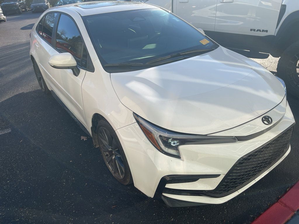 2025 Toyota Corolla XSE FWD