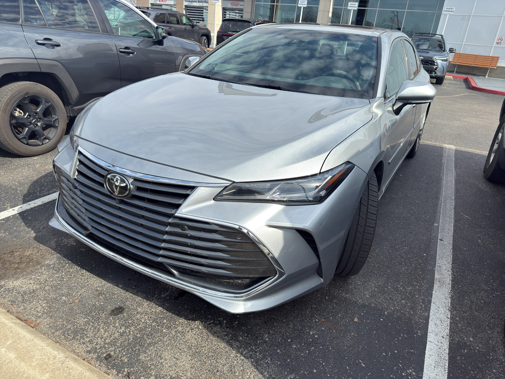 2019 Toyota Avalon Limited FWD