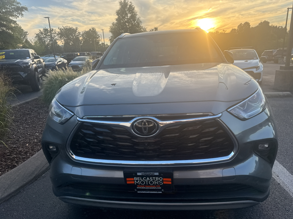 Heavy Metal 2026 Toyota Highlander SUV / Crossover All-Wheel Drive 8-Speed Automatic