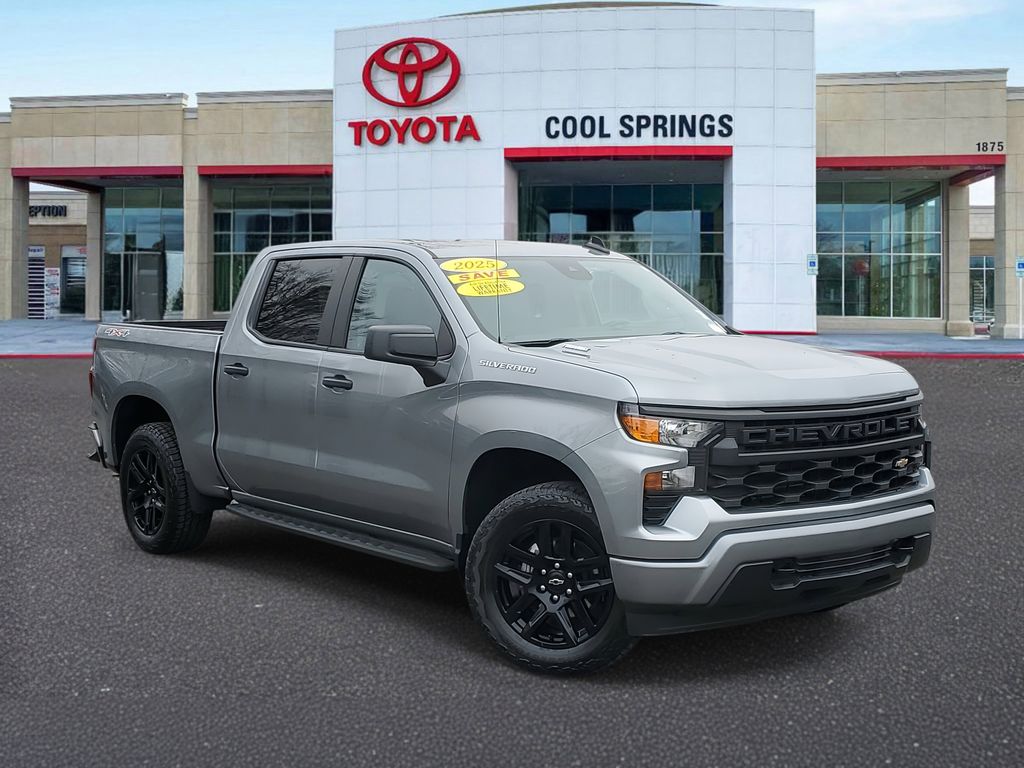 2025 Chevrolet Silverado 1500 Custom Crew Cab 4WD