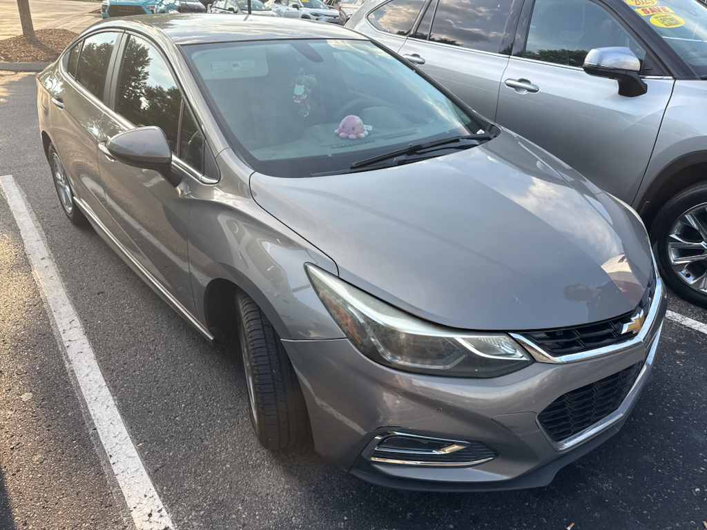 Pepperdust Metallic 2017 Chevrolet Cruze Sedan Front-Wheel Drive 6-Speed Automatic