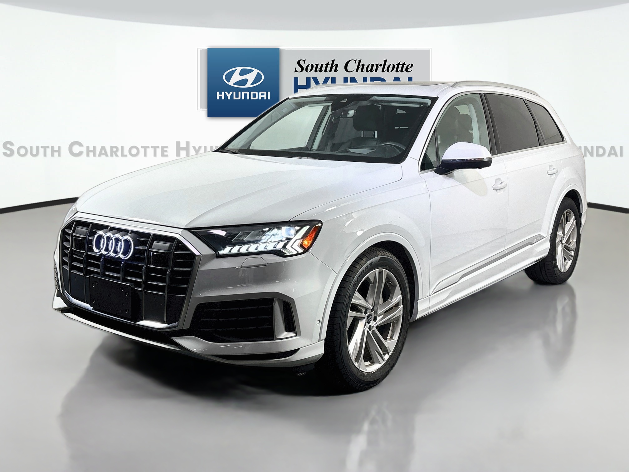 Glacier White Metallic 2023 Audi Q7 SUV / Crossover All-Wheel Drive 8-Speed Automatic
