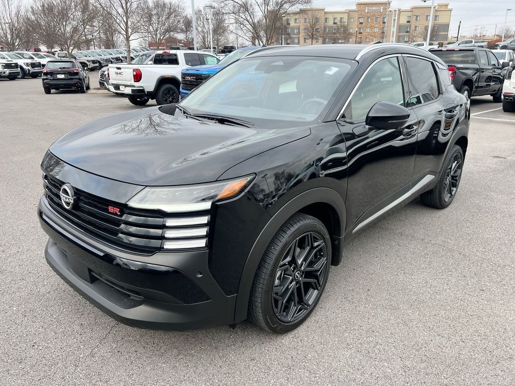 2025 Nissan Kicks SR AWD