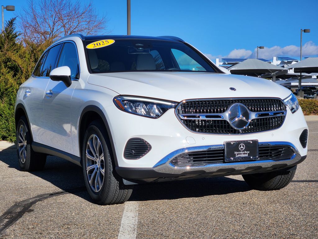 2025 Mercedes-Benz GLC 300 4MATIC