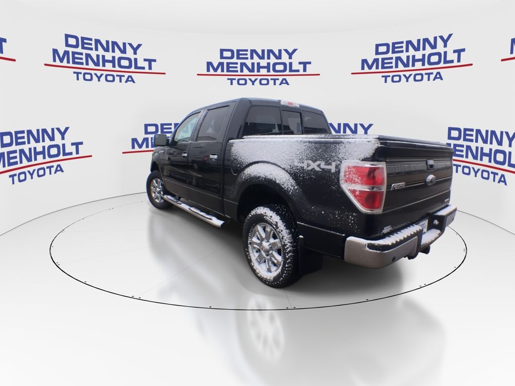 View vehicle photo 6