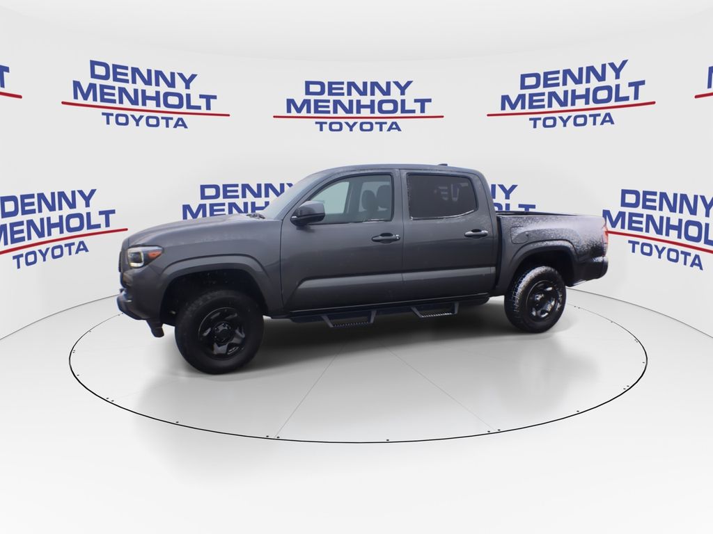 View vehicle photo 4