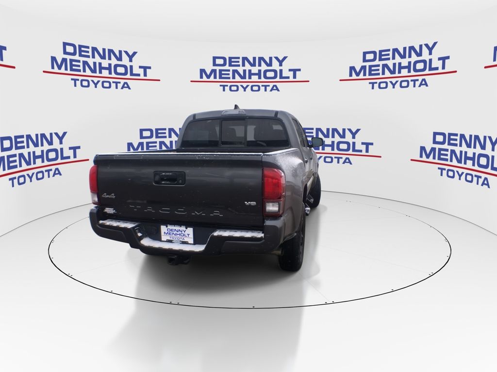 View vehicle photo 7