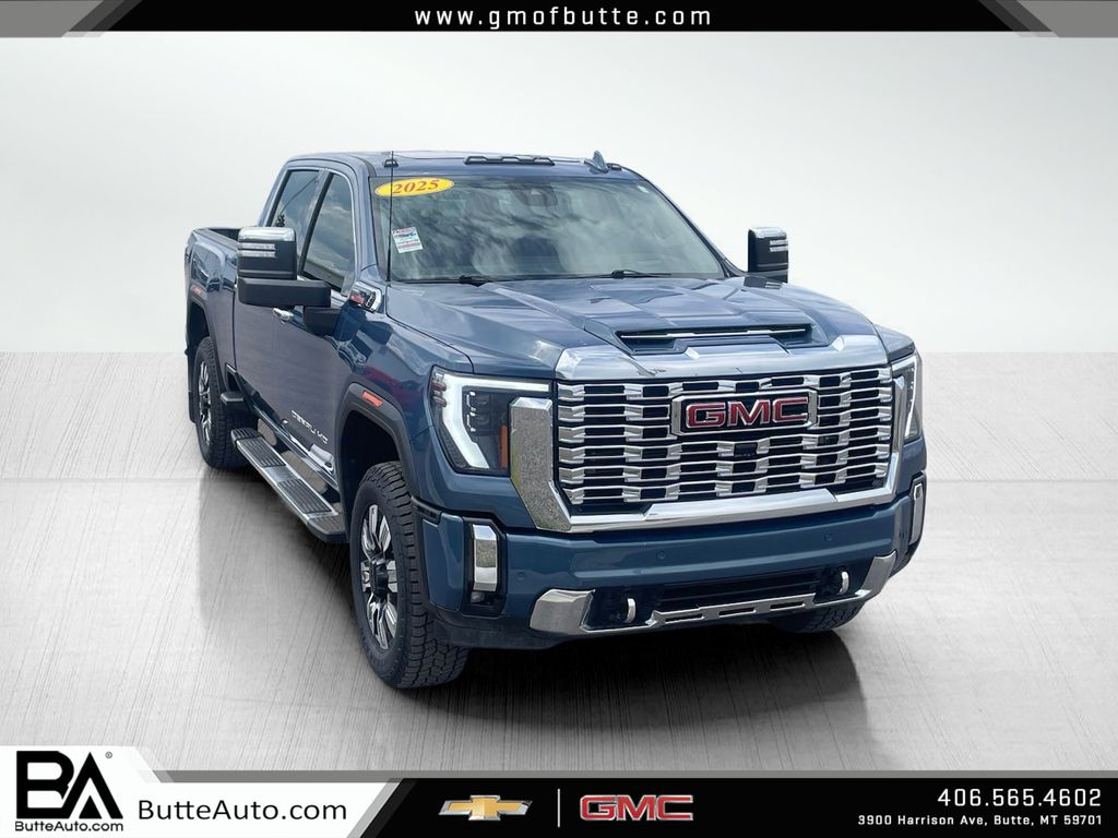 2025 GMC Sierra 3500HD Denali Crew Cab 4WD