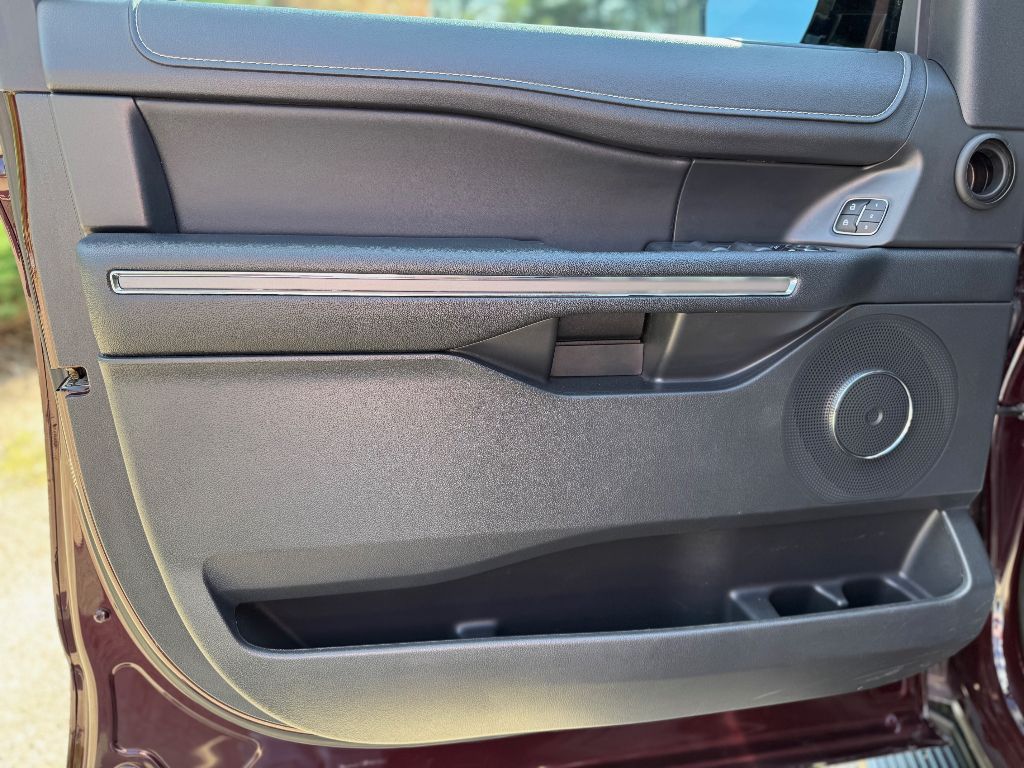 Used Car 2024 Ford Expedition Max  Xlt For Sale Under $60,000 In Guymon, Oklahoma