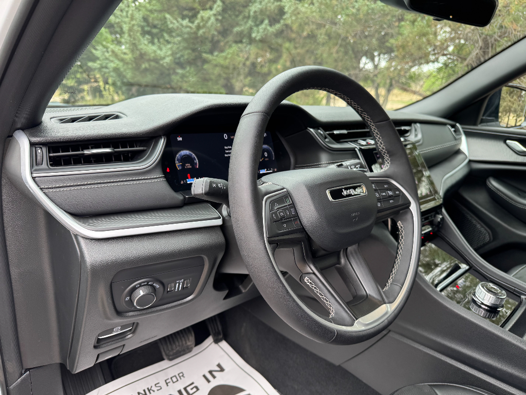 Used Car 2025 Jeep Grand Cherokee  Altitude For Sale Under $40,000 In Guymon, Oklahoma