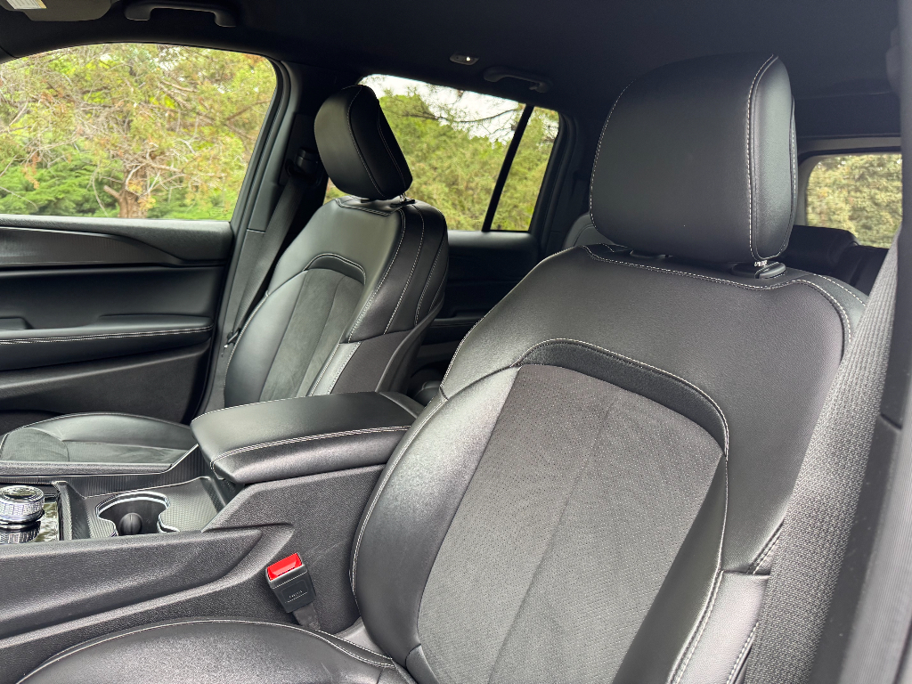 Used Car 2025 Jeep Grand Cherokee  Altitude For Sale Under $40,000 In Guymon, Oklahoma